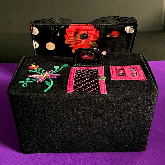 Beverly Feldman Limited Edition Purse Handbag - Picture 8 of 16